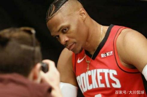 打脸罗马诺？泰晤士名记：埃弗顿还没向切尔西报价霍尔（与罗马诺说法相左？泰晤士名记称埃弗顿尚未就霍尔向切尔西报价）