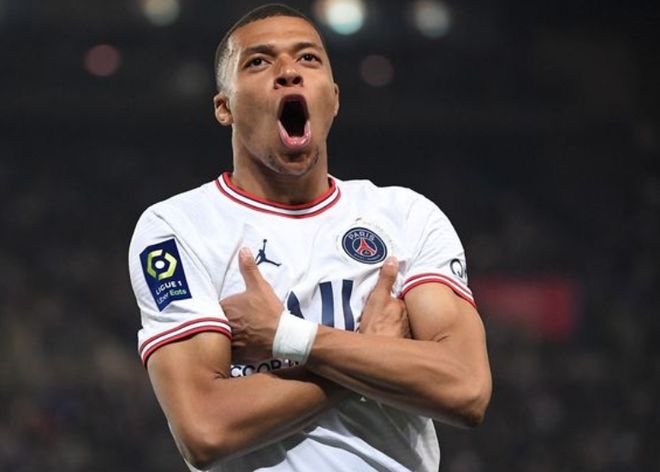 基米希：我们在定位球防守上失误太多；球队能从中学到很多