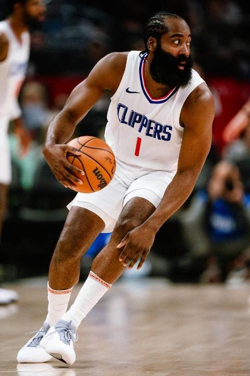 首尔外援亚赞：祝贺海港夺冠；只要团结一致就一定会有好结果（首尔外援亚赞祝贺海港夺冠：团结一心终有好结果）