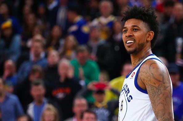 斯基拉：那不勒斯计划通过冬窗买中场，目前看上梅努等5人（斯基拉：那不勒斯冬窗补强中场，锁定包括梅努在内的5名目标）