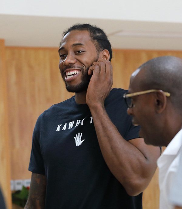 2026澳网亚太区外卡赛：中国香港选手黄泽林战胜印度选手晋级男单8强（中国香港黄泽林力克印度对手，挺进2026澳网亚太区外卡赛男单八强）