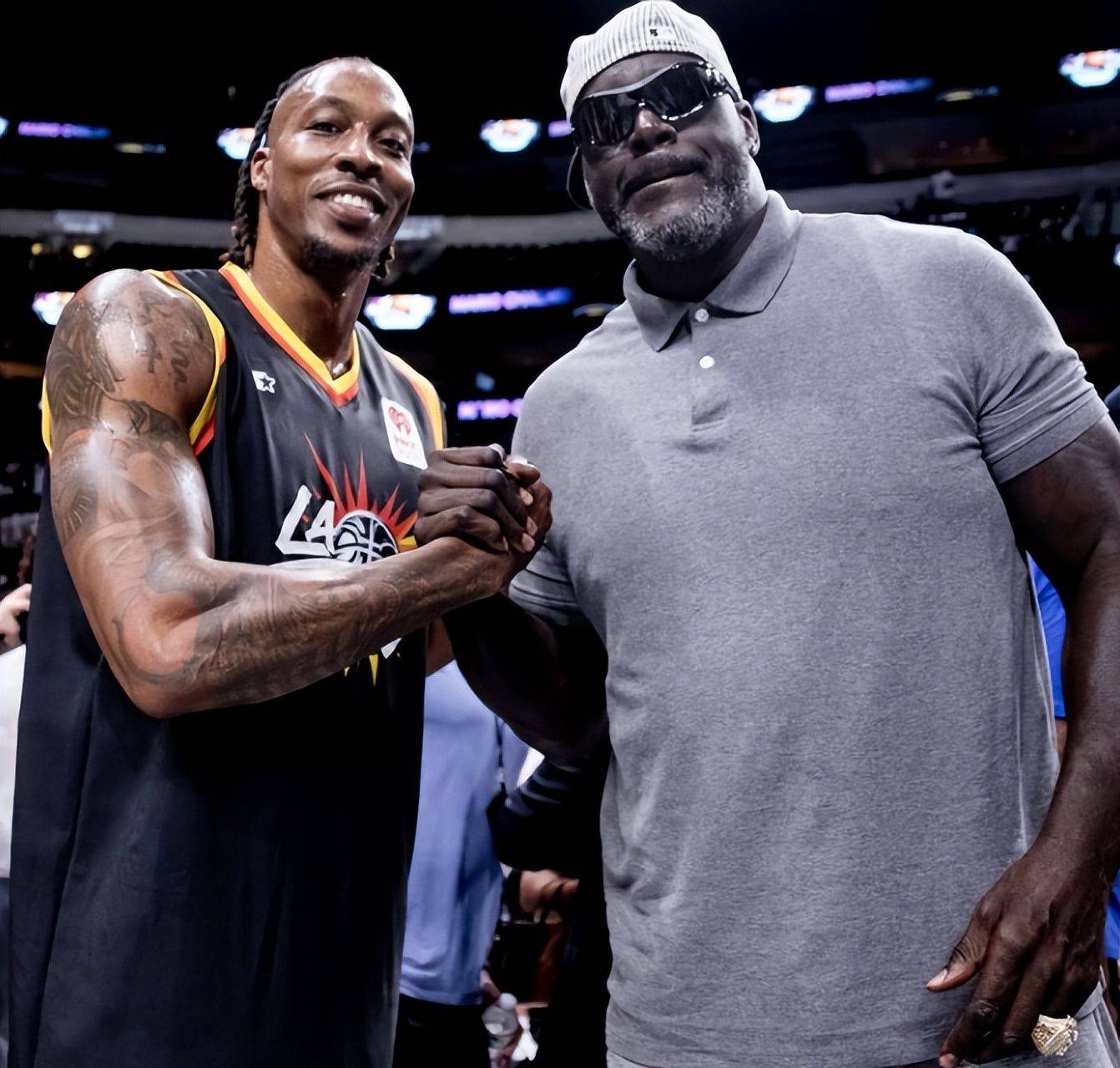 东体：蒯纪闻的伤势情况目前来看不至于像外界传得那么严重（东体：目前看，蒯纪闻伤情不如外界传闻般严重）