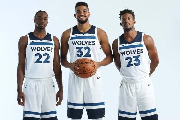 防守端的对抗太硬核了（防守端对抗强度爆表）